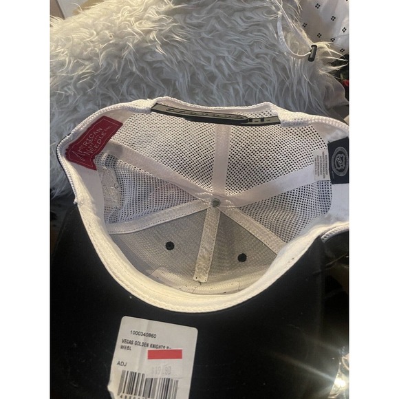 Las Vegas Golden Knights Snapback Trucker Mesh Flat Bill Striped Rare Slot Style - Picture 5 of 8